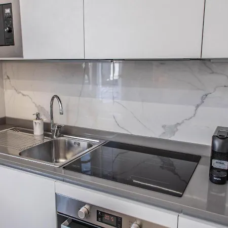 Apartment Exclusive 130 Mq With Lake And Domo View + Terrace